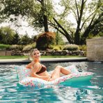 Lagoon Lounger - Image 101