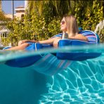 Lazy Lounger - Image 5