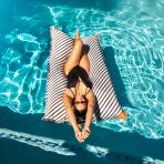 Lux Lagoon Lounger
