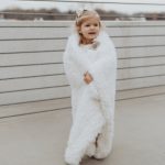 ANGEL PLUSH BLANKET | LITTLE - WHISPER WHITE