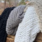 INFINITE CHUNKY KNIT BLANKET | MINKY | BIG - BLANC - Image 8