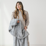 PATTERNED FAUX FUR THROW BLANKETS - Image 11